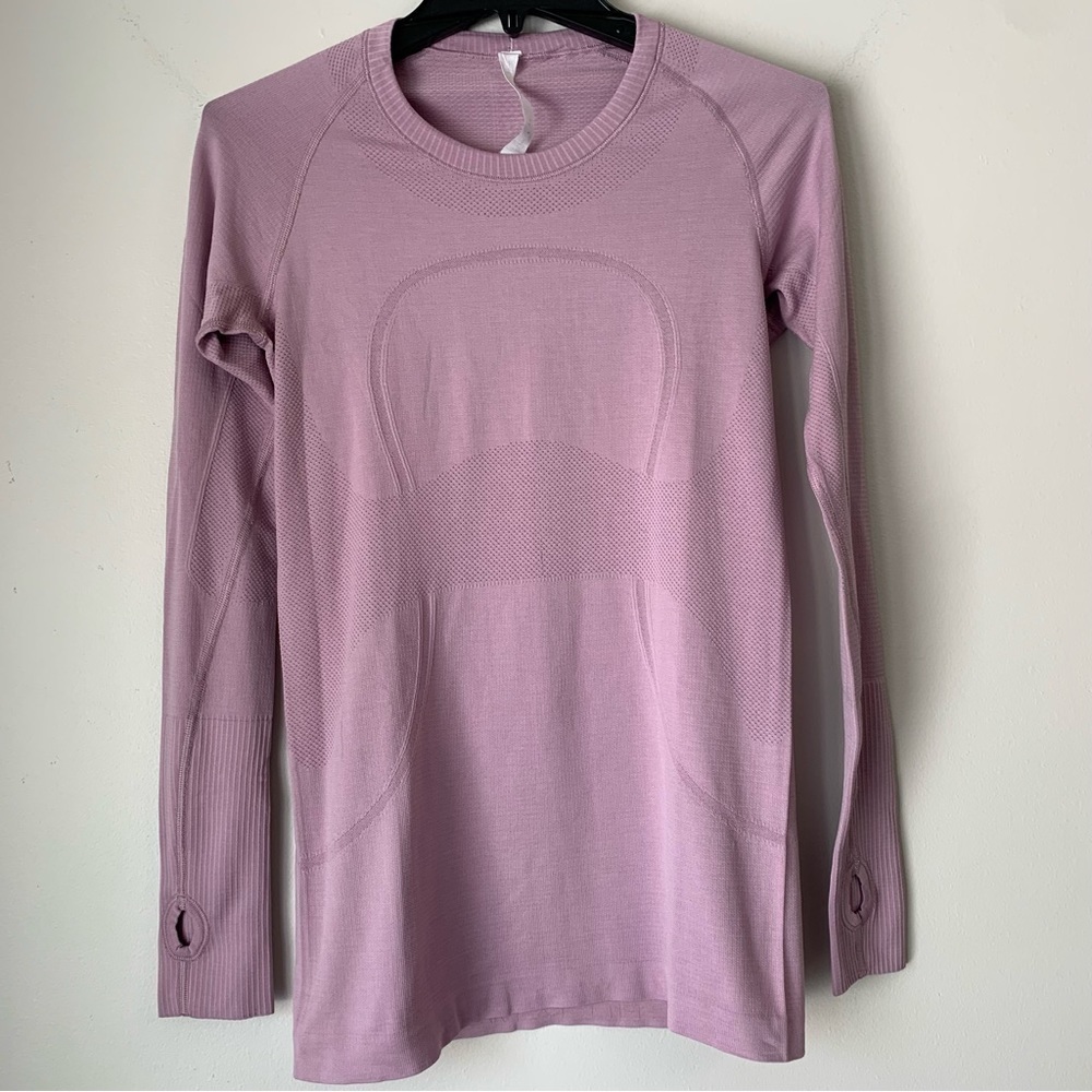 LULULEMON Swiftly Tech Long Sleeve
Crew Vintage Mauve Pink Top 8